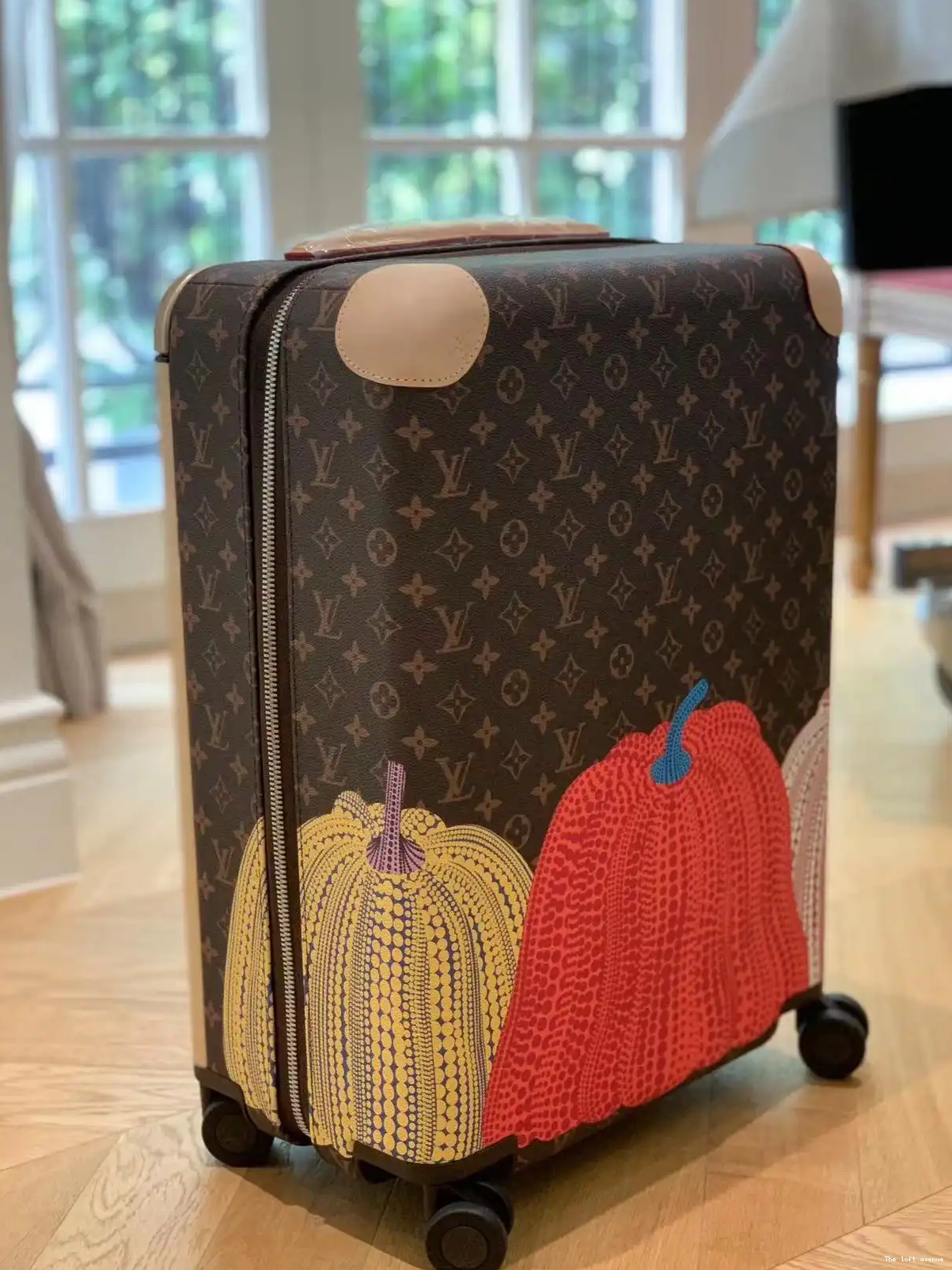 55 YAYOI CUSTOM CABIN SUITCASE HORIZON 37L PUMPKIN 0624